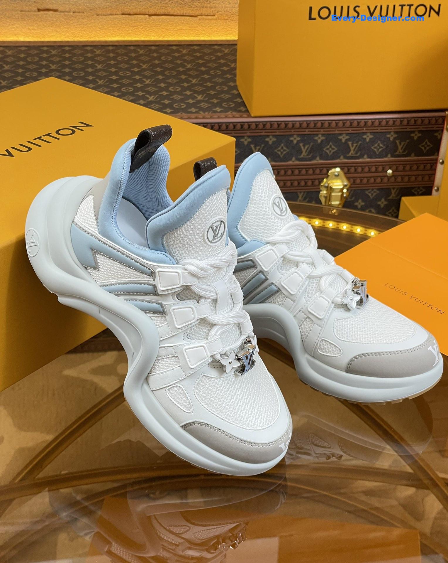 l0vis Vvtt0n lv hardware casual sports daddy shoes