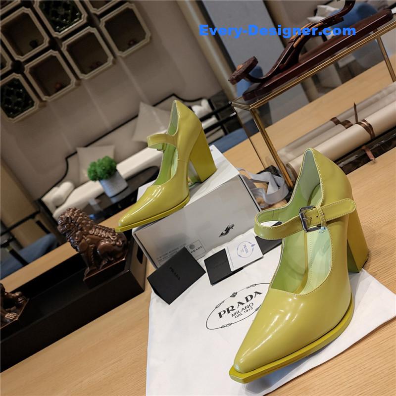 Pra*a wedge shoes