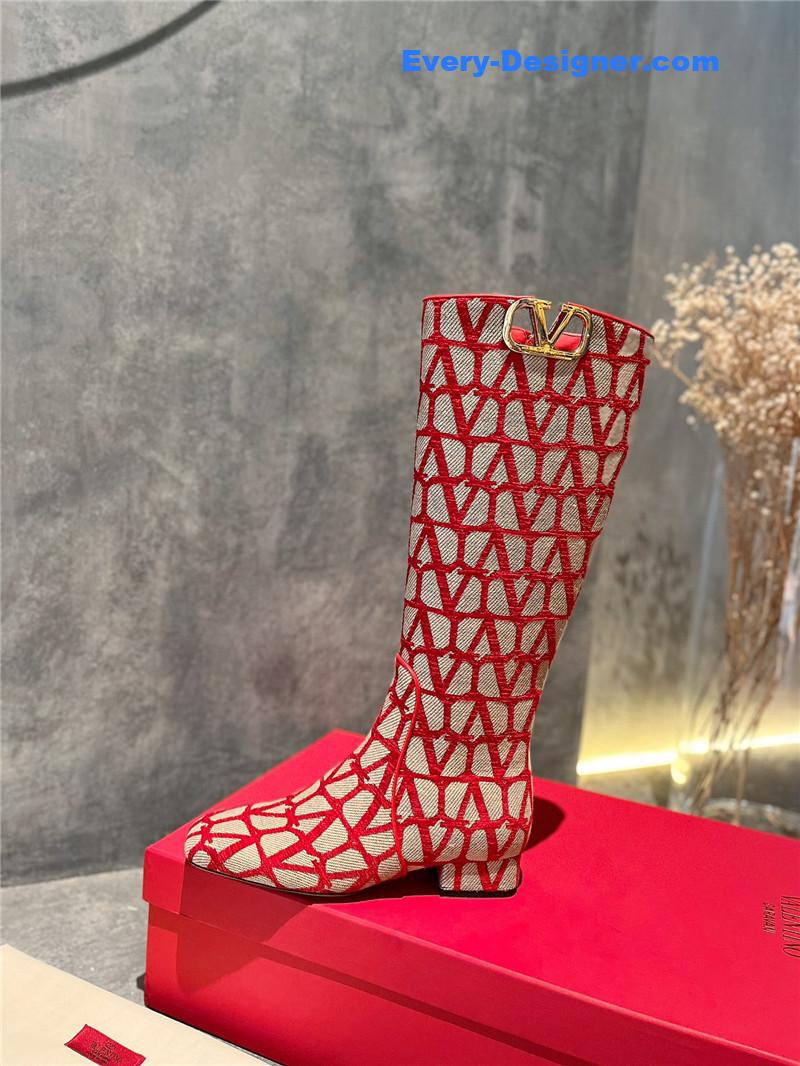Va1e*ntin0 leather outsole mid boots