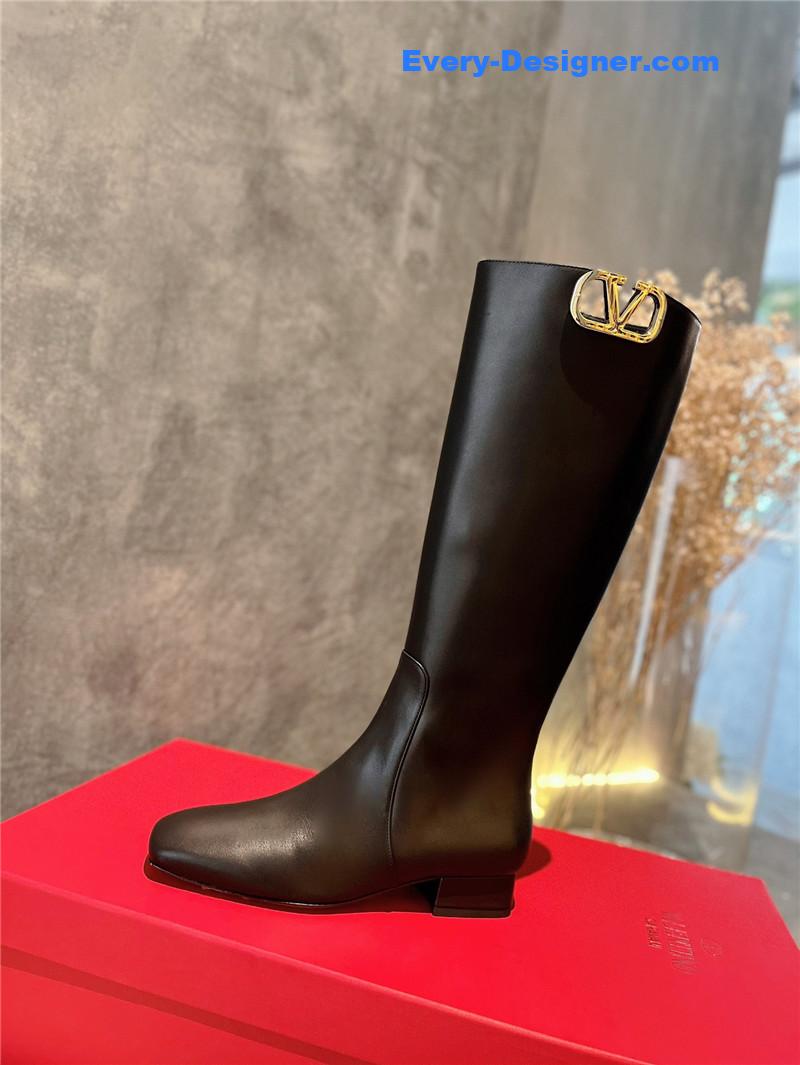 Va1e*ntin0 leather outsole mid boots