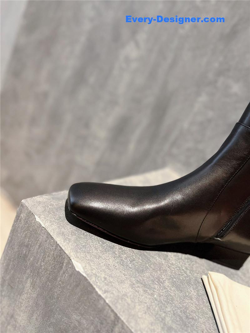 Va1e*ntin0 leather outsole mid boots