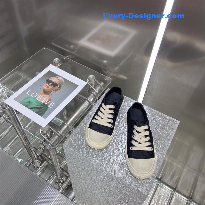 Ba1en*iaga battle damaged espadrilles