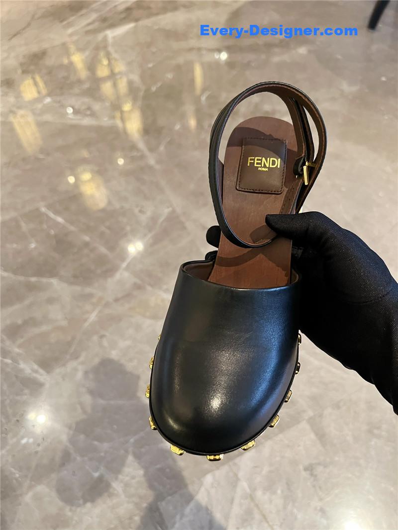 F**di classic clogs