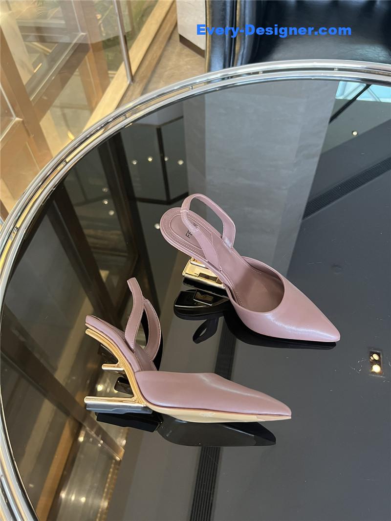 F**di f-shaped three-dimensional heel pumps