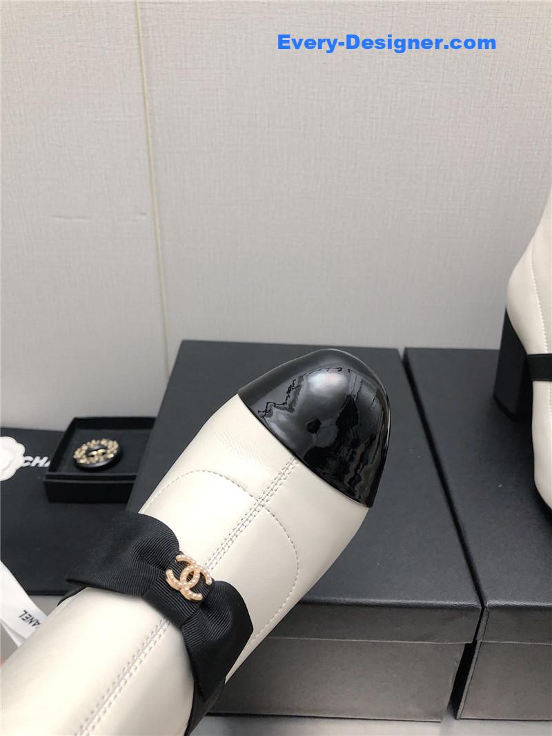 CC explosion bow snow white short boots