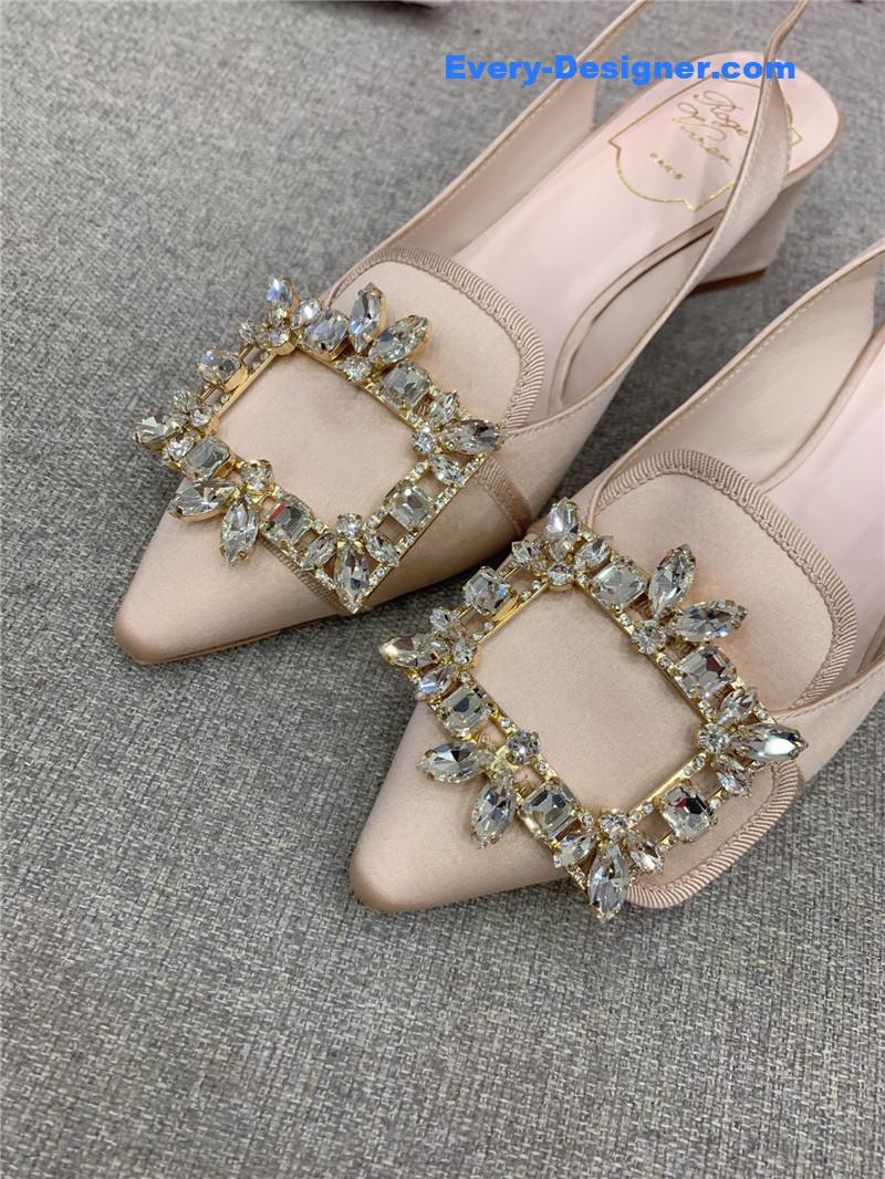 roger u1u1er classic d1am0nd buckle silk high heel pumps