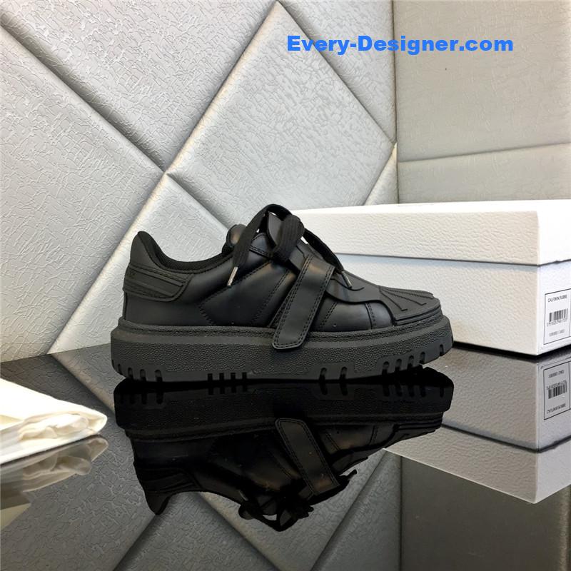 D10r shell shoes