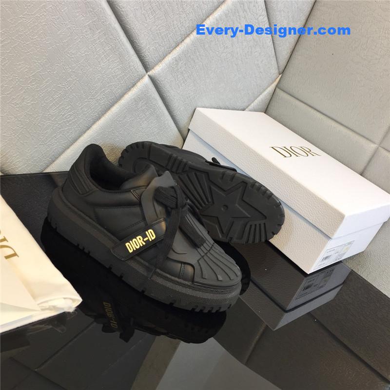 D10r shell shoes