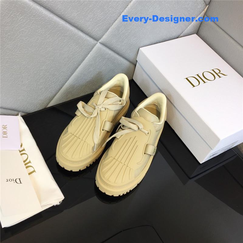 D10r shell shoes