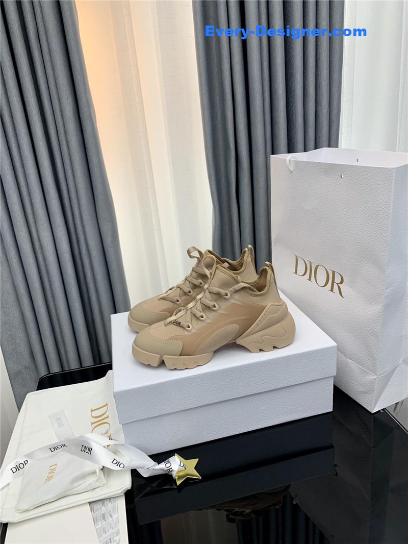 D10r top version daddy shoes