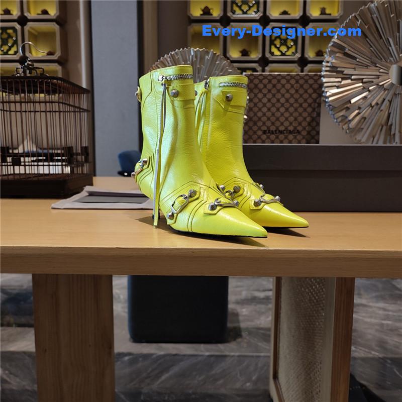 Ba1en*iaga orange pointed toe side zip kitten heel booties