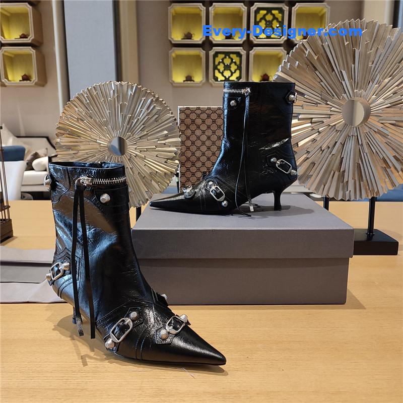 Ba1en*iaga orange pointed toe side zip kitten heel booties
