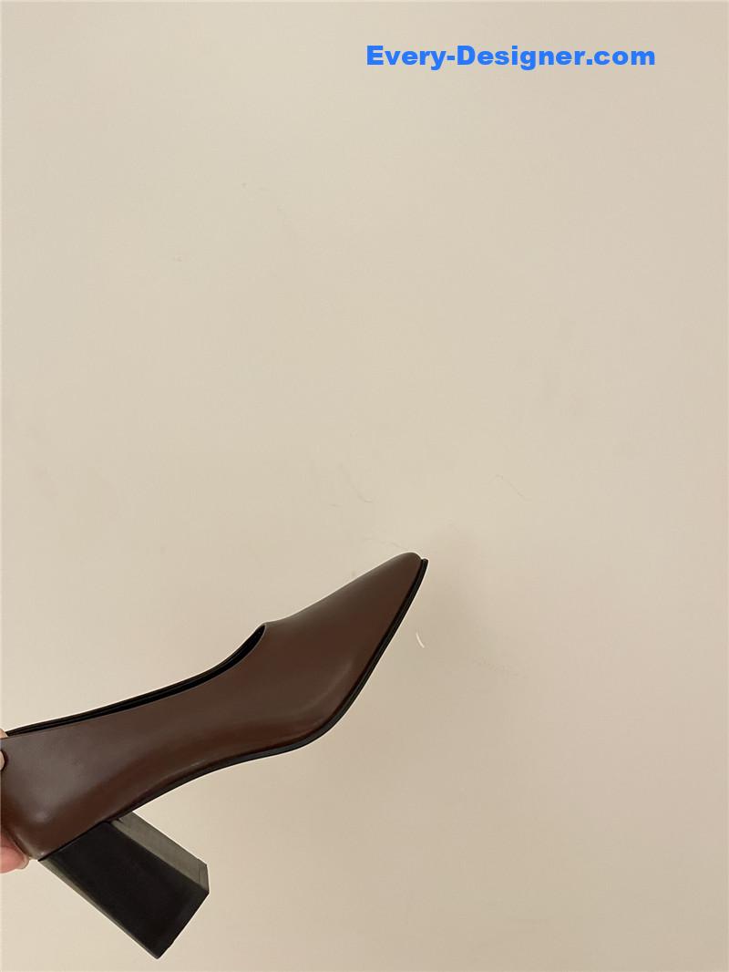 Chunky heels