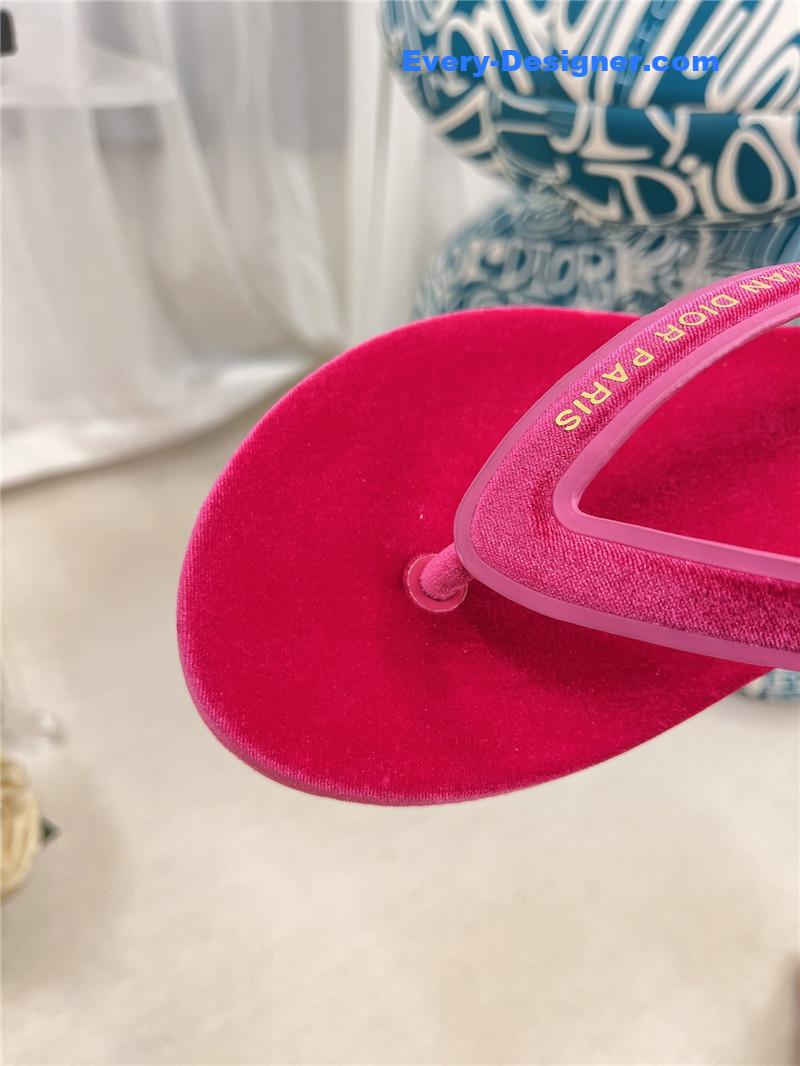 D10r new flip flops