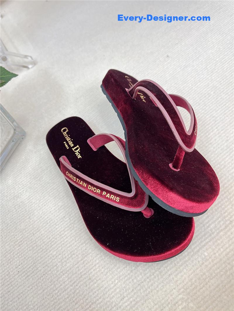 D10r new flip flops