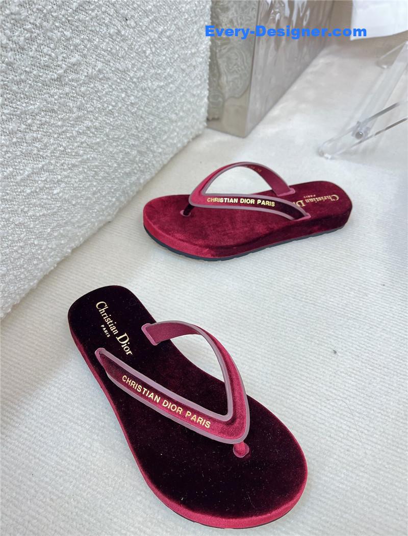 D10r new flip flops