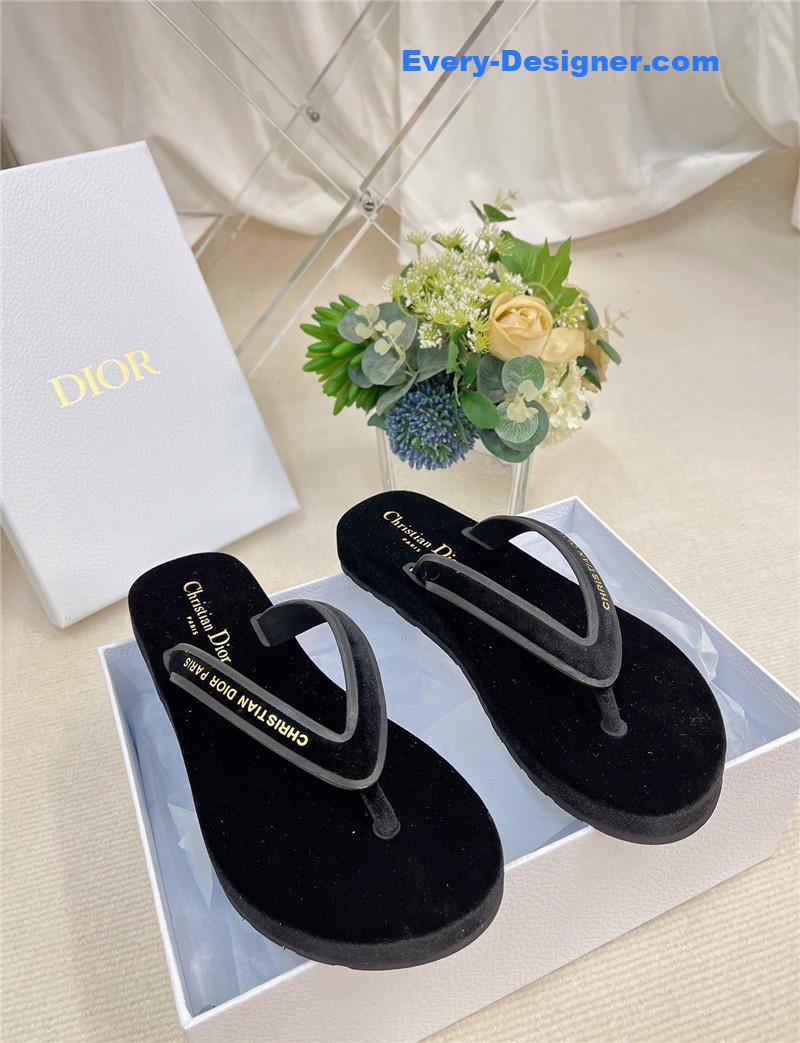 D10r new flip flops