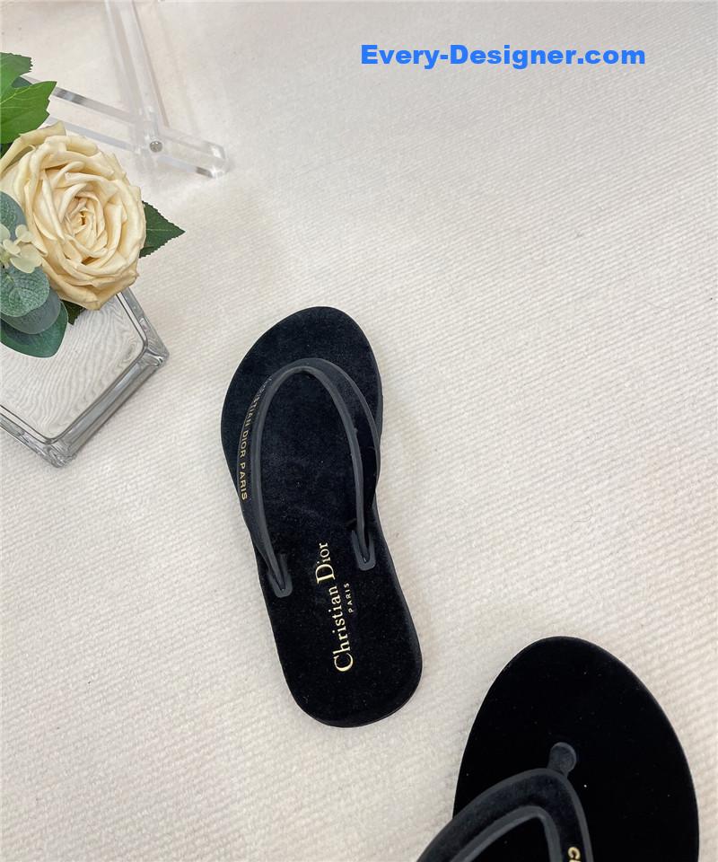 D10r new flip flops