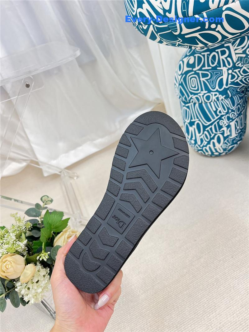 D10r new flip flops
