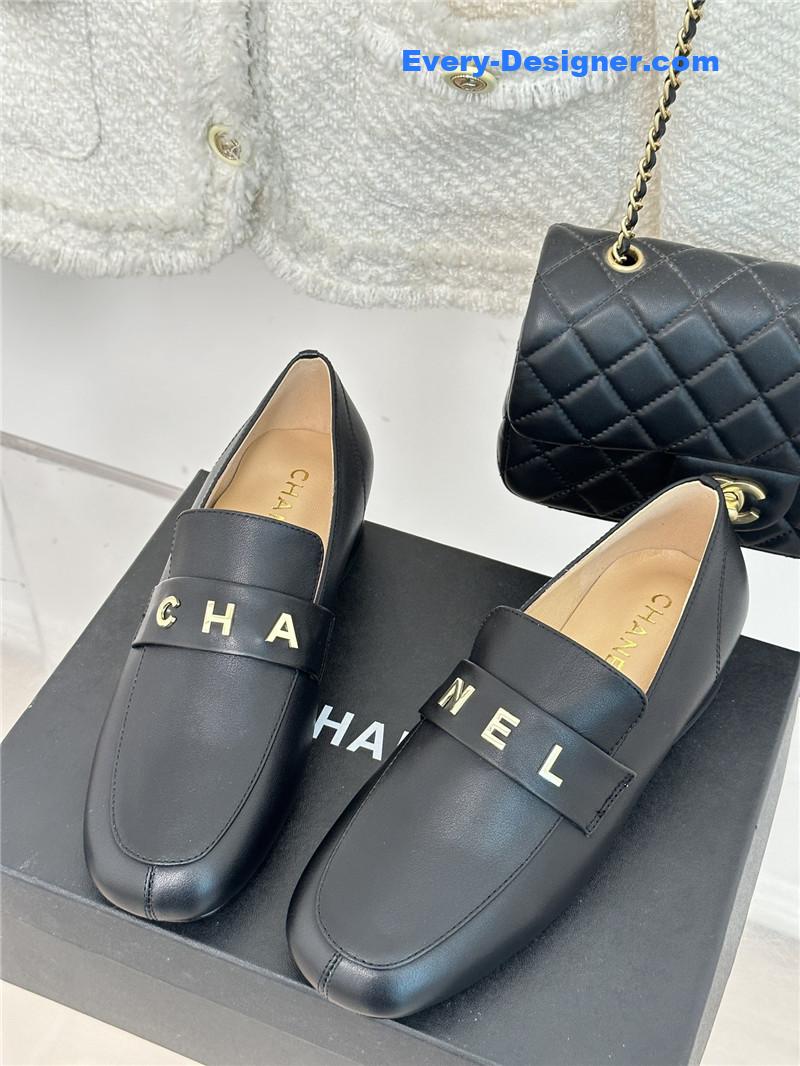 CC double C letter buckle square head chunky loafers