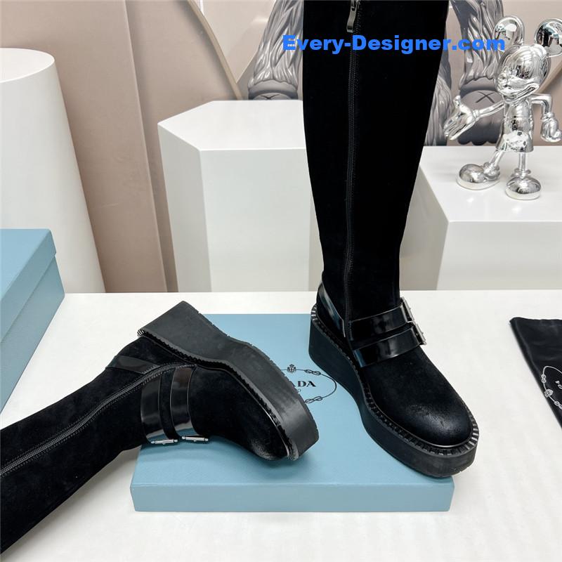 Pra*a round toe double buckle platform boots