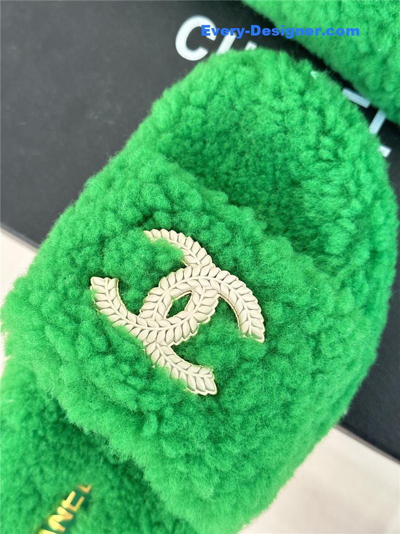 CC classic four seasons double C plush slippers