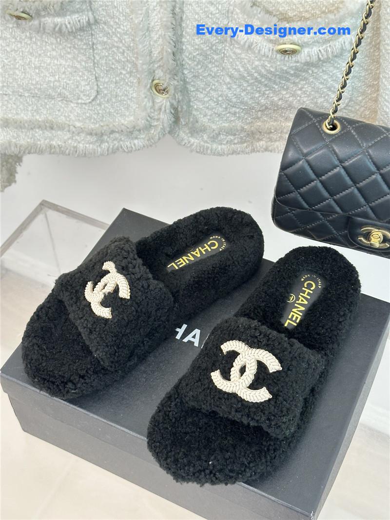 CC classic four seasons double C plush slippers