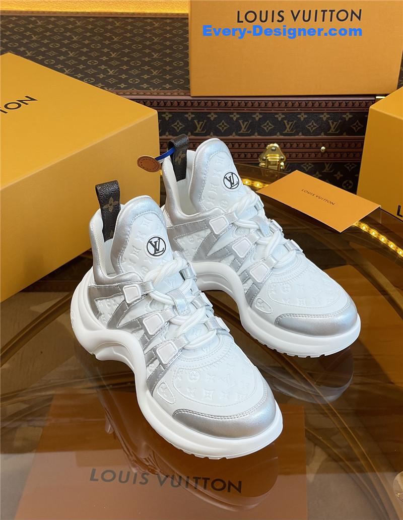 l0vis Vvtt0n lv hardware casual sports daddy shoes