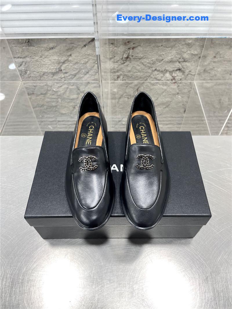 CC new low heel loafers