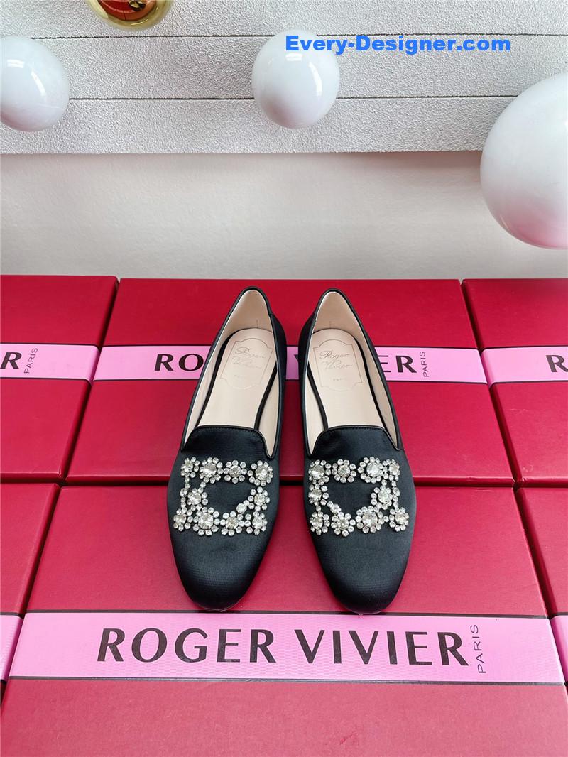 roger u1u1er pearl embroidered buckle loafers