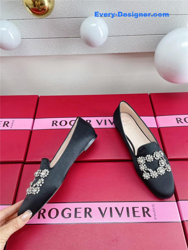 roger u1u1er pearl embroidered buckle loafers