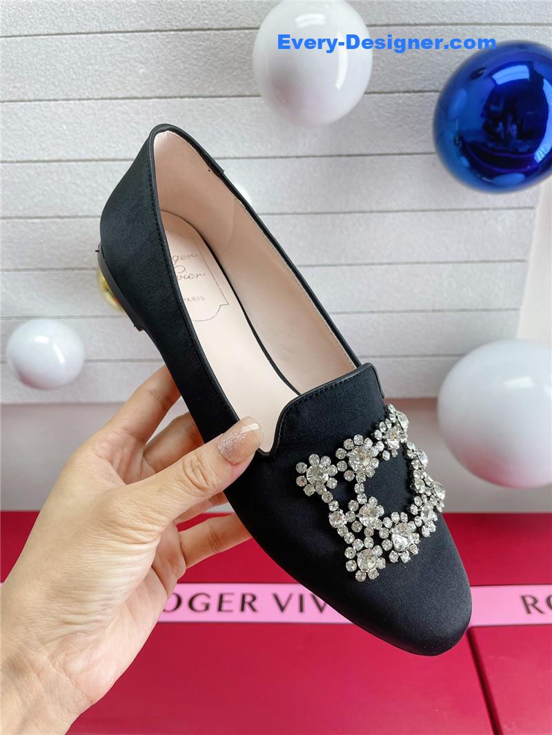 roger u1u1er pearl embroidered buckle loafers