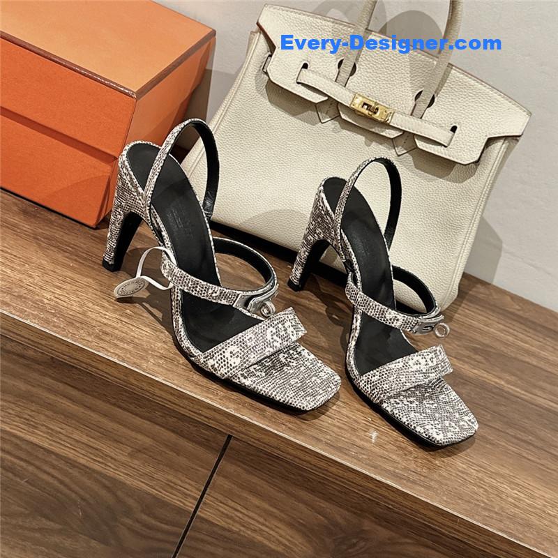 H**me5 glamor sandals