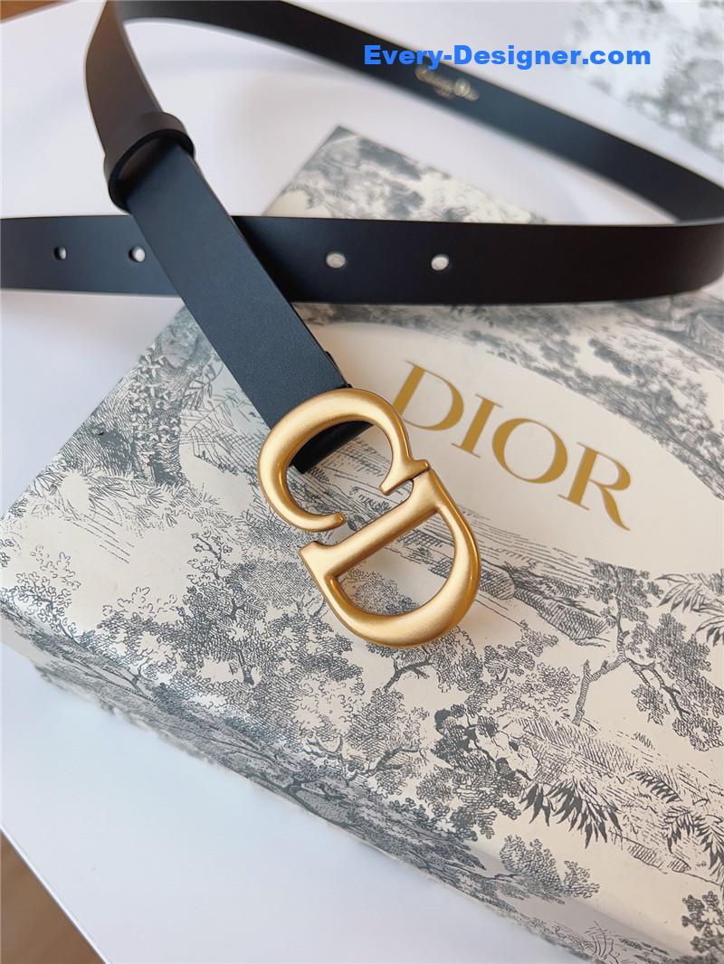 D10r saddle belt