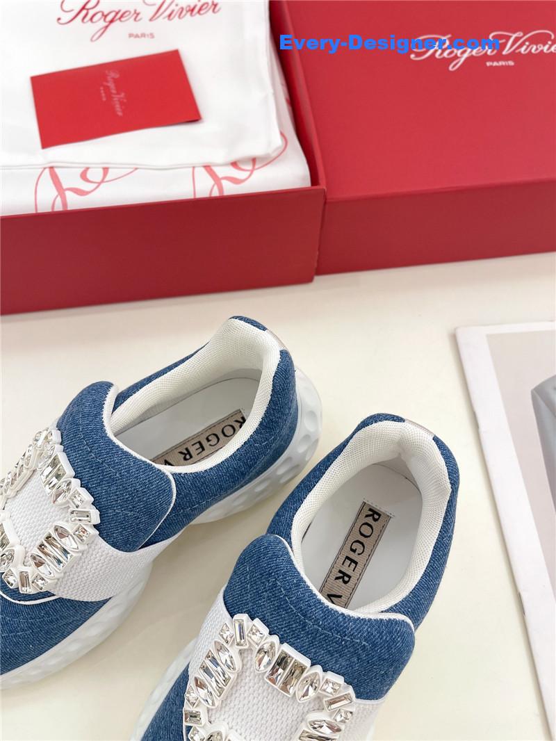 roger u1u1er classic d1am0nd buckle sneakers in fabric