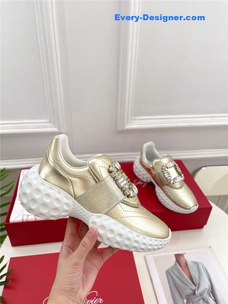 roger u1u1er classic d1am0nd buckle sneakers in fabric
