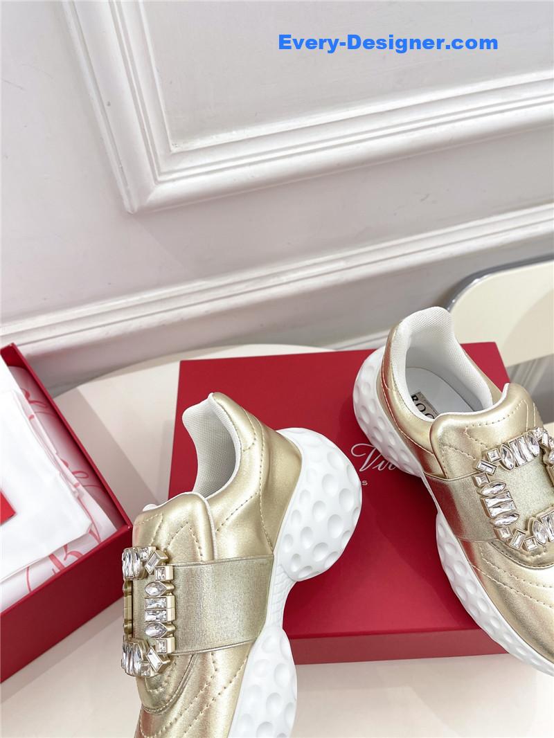 roger u1u1er classic d1am0nd buckle sneakers in fabric