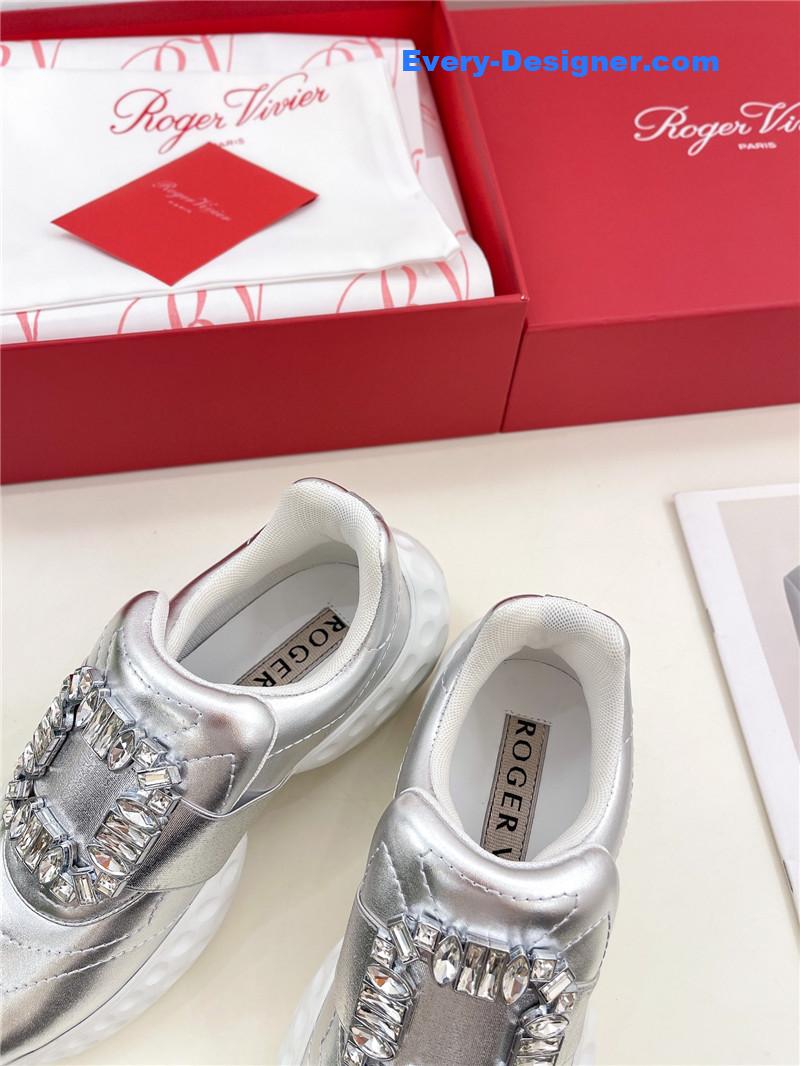 roger u1u1er classic d1am0nd buckle sneakers in fabric