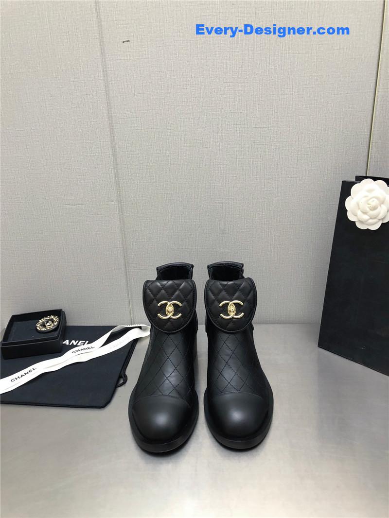 CC explosive boots