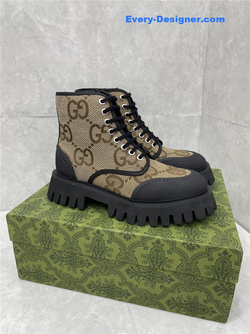 Gvc*1 side zipper martin boots