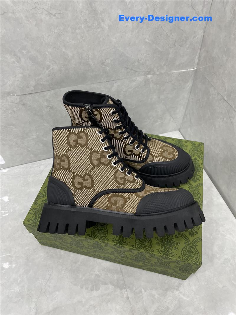 Gvc*1 side zipper martin boots