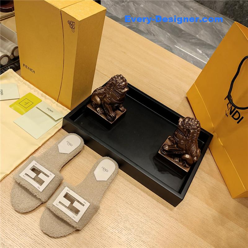 F**di lamb wool series slippers