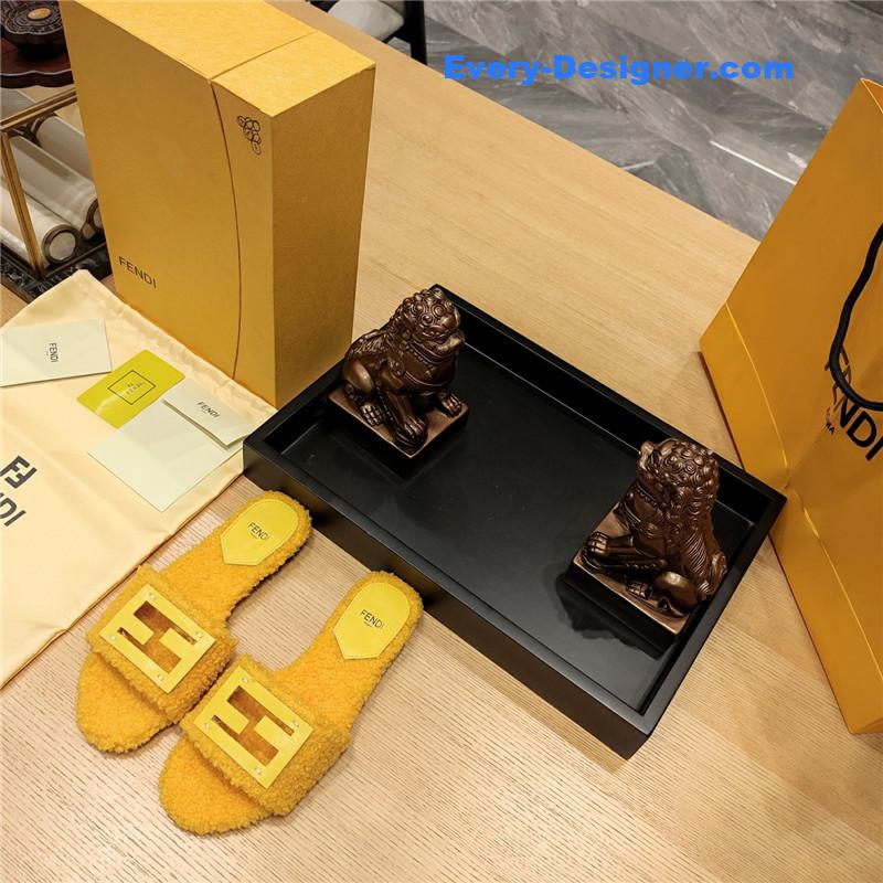 F**di lamb wool series slippers