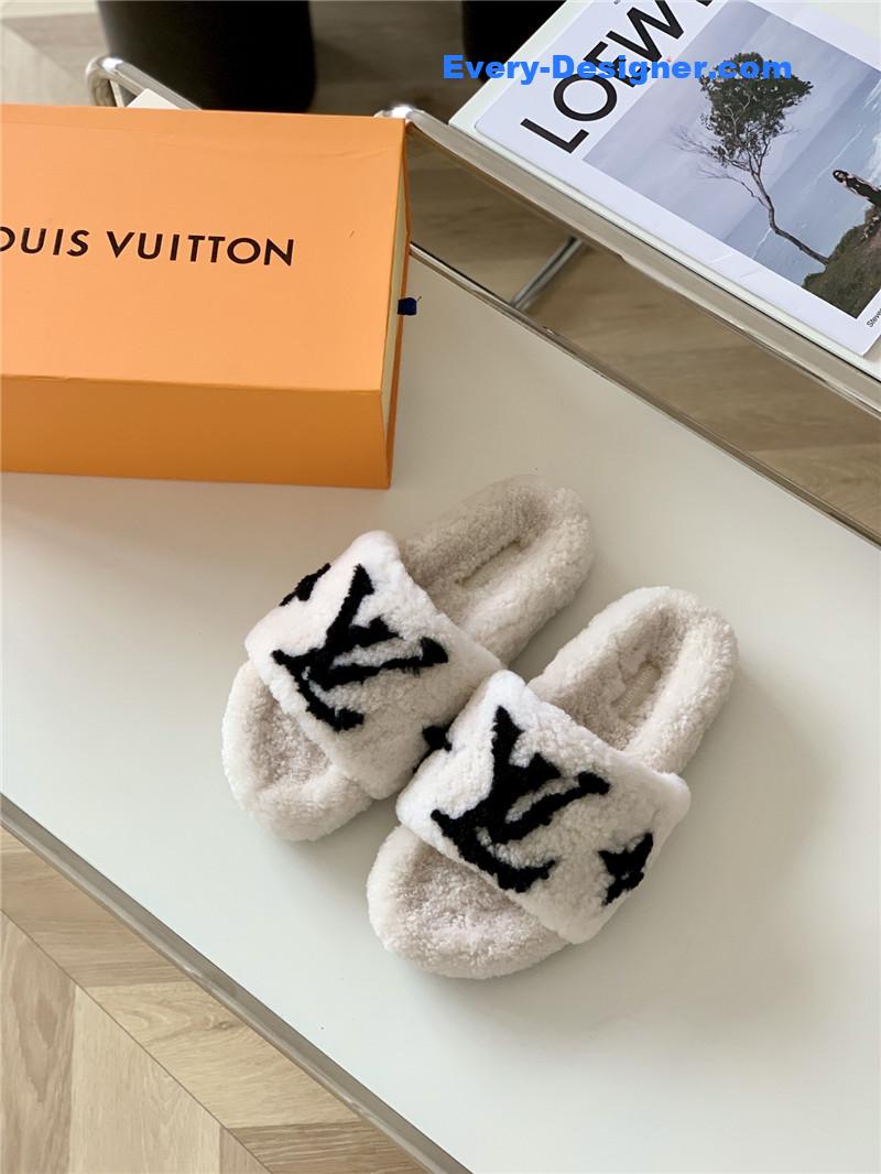 l0vis Vvtt0n lv new sheepskin wool slippers