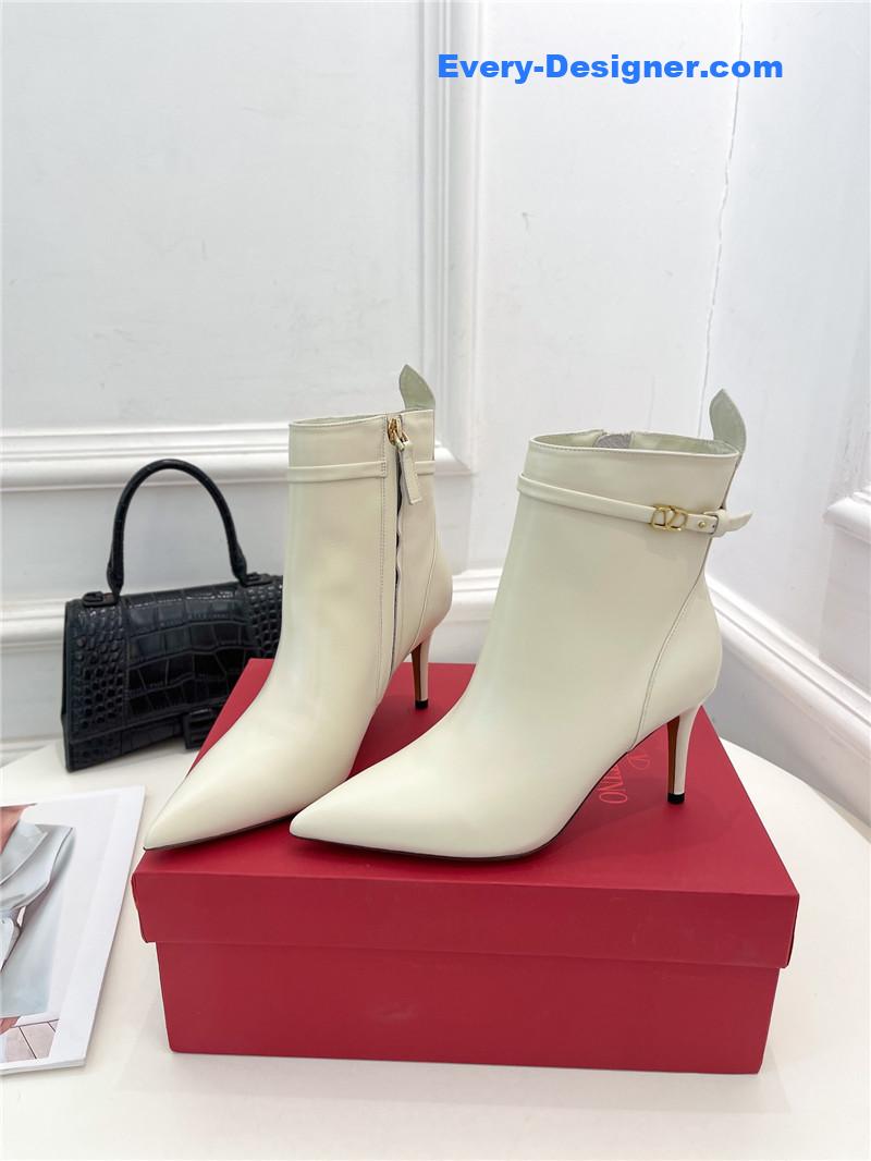 Va1e*ntin0 new high heel nude boots