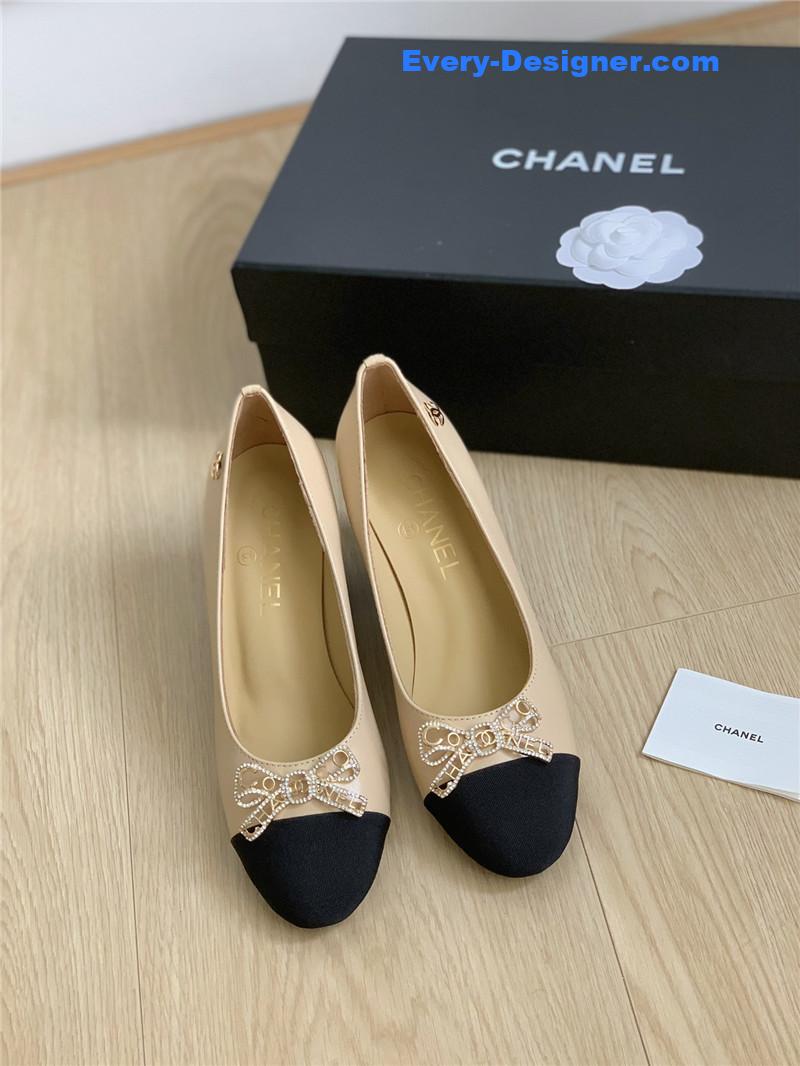 cc double c butterfly D1am0nd buckle shoes