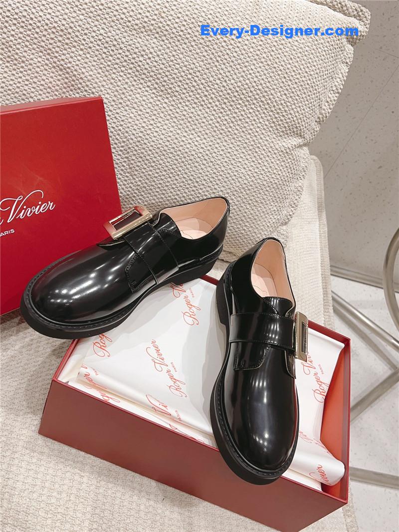 roger u1u1er metal buckle derby shoes