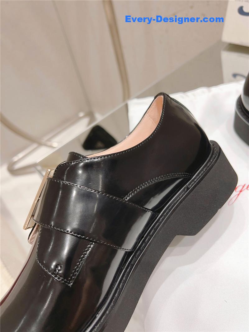 roger u1u1er metal buckle derby shoes
