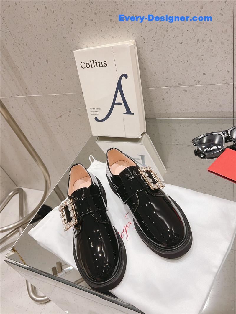 roger u1u1er metal buckle derby shoes