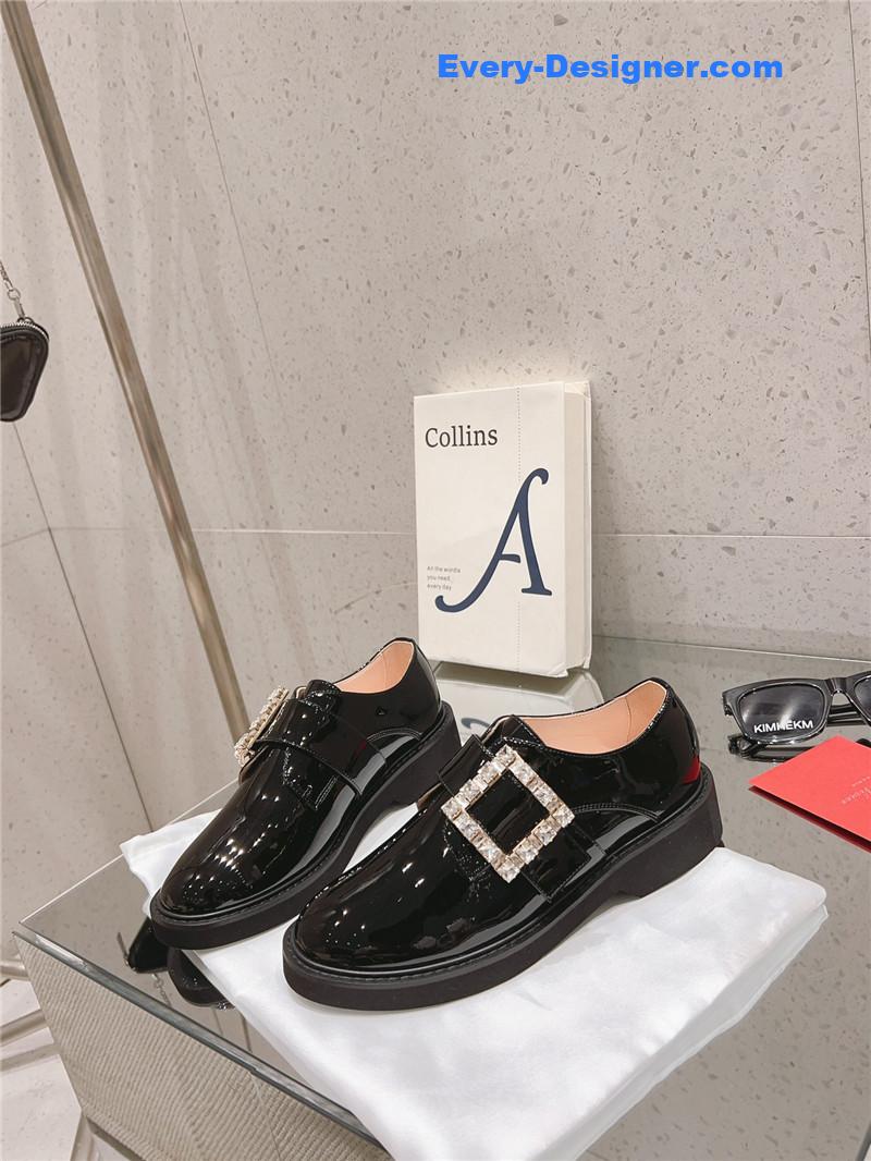 roger u1u1er metal buckle derby shoes